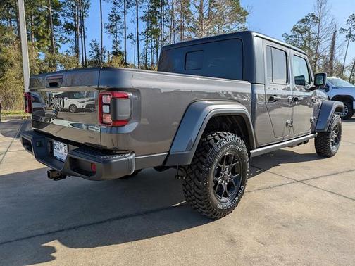 Granite Crystal Clearcoat Metallic 2026 Jeep Gladiator Sport