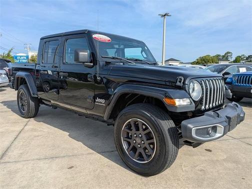 2023 Jeep Gladiator Overland