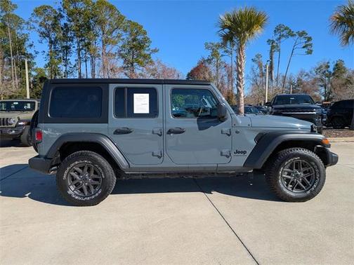 2024 Jeep Wrangler Sport