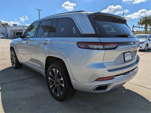 2025 Jeep Grand Cherokee Overland