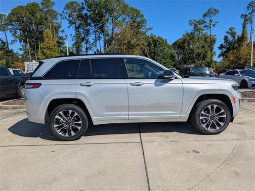 2025 Jeep Grand Cherokee Overland