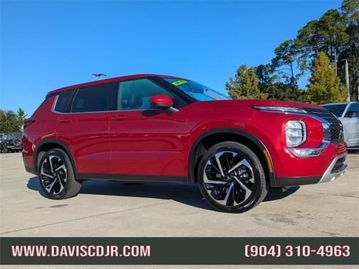 2023 Mitsubishi Outlander SE