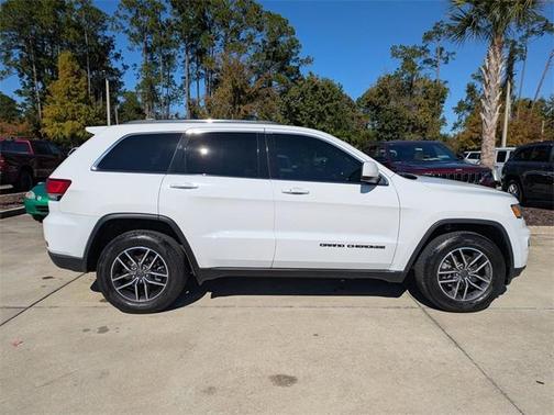 2020 Jeep Grand Cherokee Laredo E