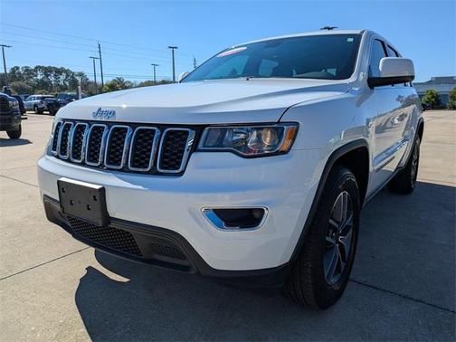 2020 Jeep Grand Cherokee Laredo E