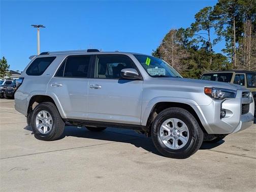 2024 Toyota 4Runner SR5