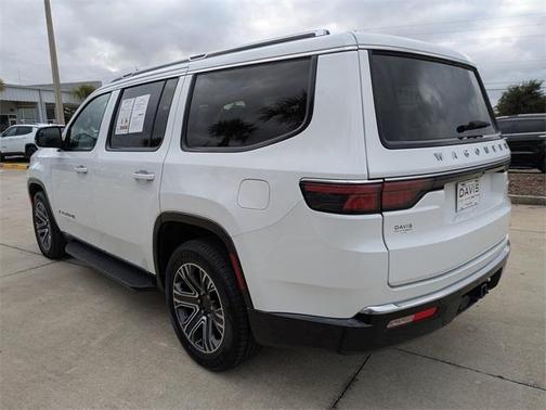 2024 Jeep Wagoneer Series II 4x2