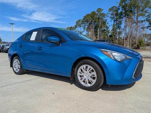 2019 Toyota Yaris Sedan LE