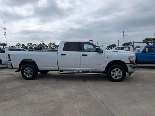 Pearl White 2024 RAM 2500 Big Horn