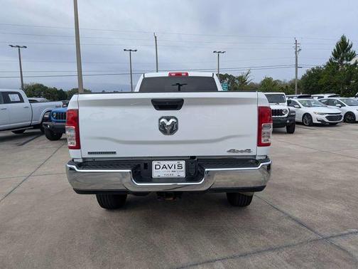 Pearl White 2024 RAM 2500 Big Horn