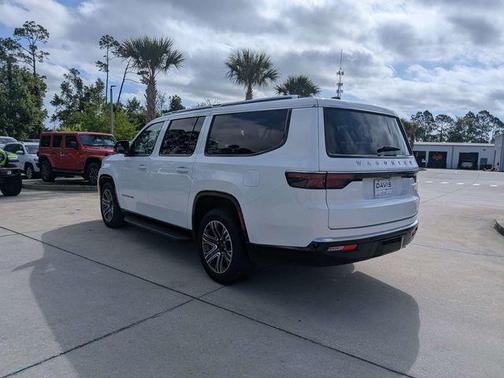 Bright White Clearcoat 2024 Jeep Wagoneer L Series II