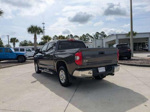 Magnetic Gray Metallic 2016 Toyota Tundra SR5