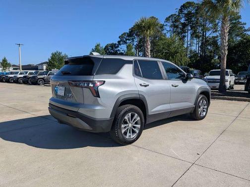 Sterling Gray Metallic 2026 Chevrolet Equinox LT