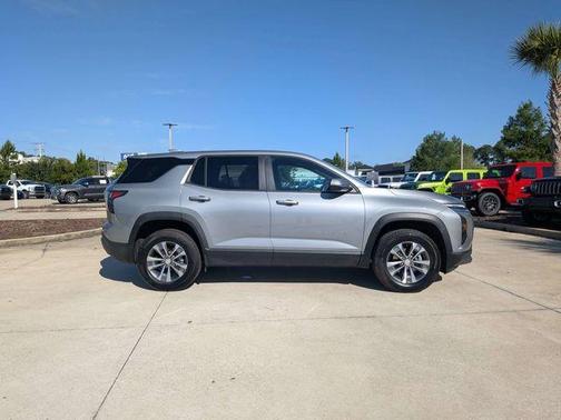 Sterling Gray Metallic 2026 Chevrolet Equinox LT