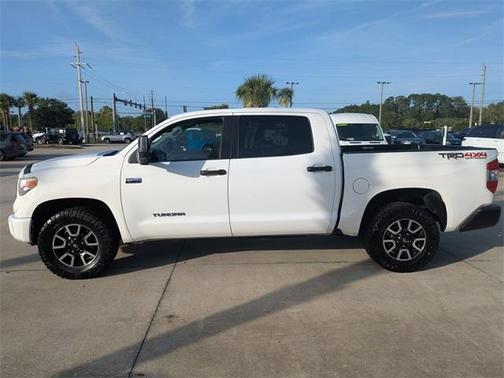 2017 Toyota Tundra SR5