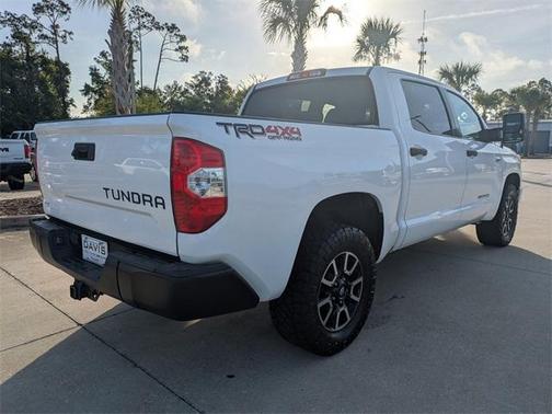 2017 Toyota Tundra SR5