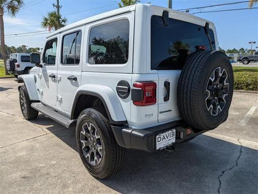 2025 Jeep Wrangler Sahara