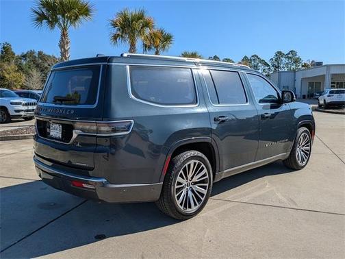 2022 Jeep Grand Wagoneer Series III