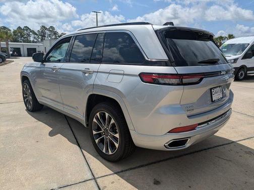 2025 Jeep Grand Cherokee Overland