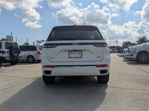 2025 Jeep Grand Cherokee Overland