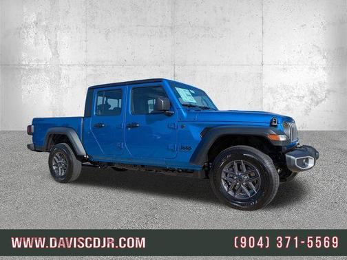 Hydro Blue Pearlcoat 2026 Jeep Gladiator Sport