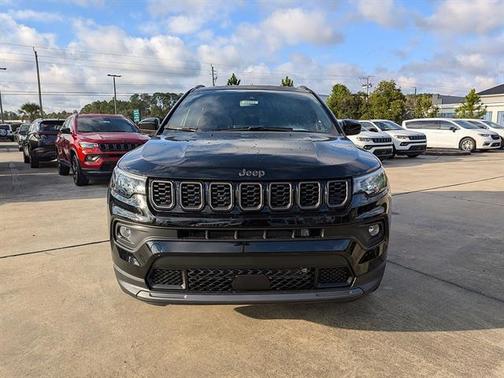 Diamond Black 2026 Jeep Compass Latitude