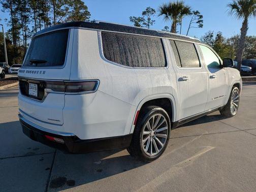 2023 Jeep Grand Wagoneer L Series II