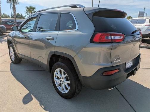 2018 Jeep Cherokee Latitude Plus