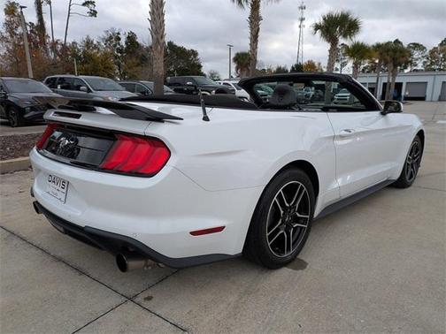 2022 Ford Mustang EcoBoost Premium