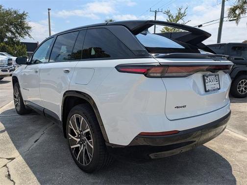 2025 Jeep Wagoneer S Limited