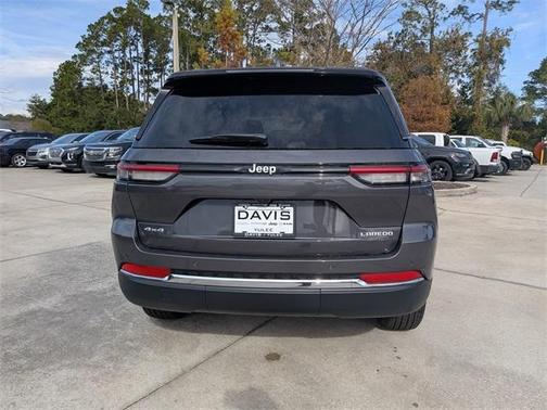 2025 Jeep Grand Cherokee Laredo X