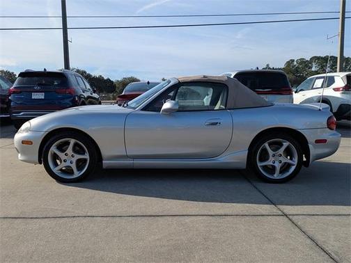 2003 Mazda MX-5 Miata LS