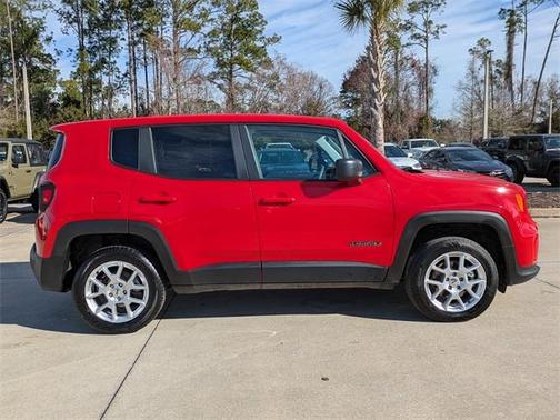 2023 Jeep Renegade Latitude