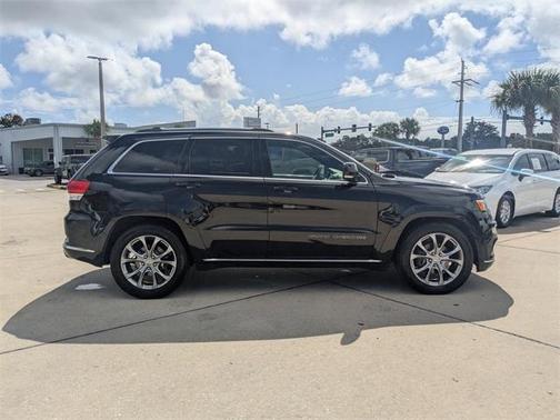 2019 Jeep Grand Cherokee Summit