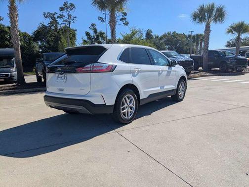 Oxford White 2023 Ford Edge SEL