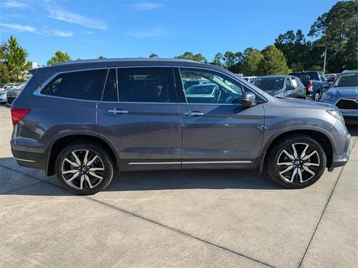 2021 Honda Pilot Touring 8-Passenger