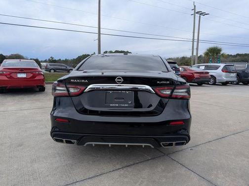 2023 Nissan Maxima Platinum