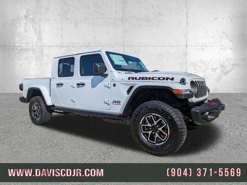 Bright White Clearcoat 2026 Jeep Gladiator Rubicon