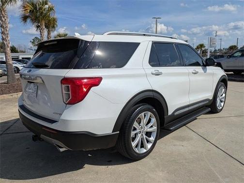 2022 Ford Explorer Platinum
