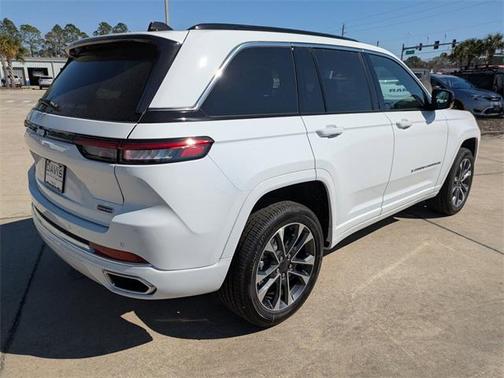 2025 Jeep Grand Cherokee 4xe Overland