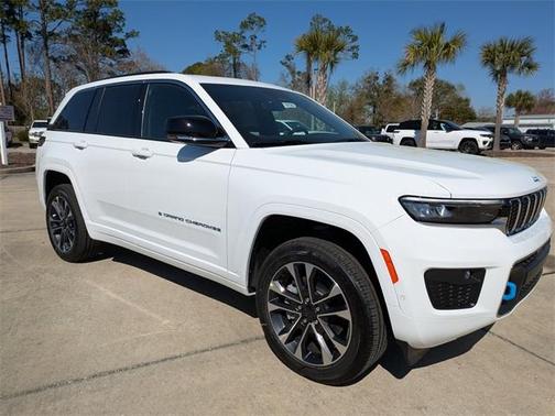 2025 Jeep Grand Cherokee 4xe Overland
