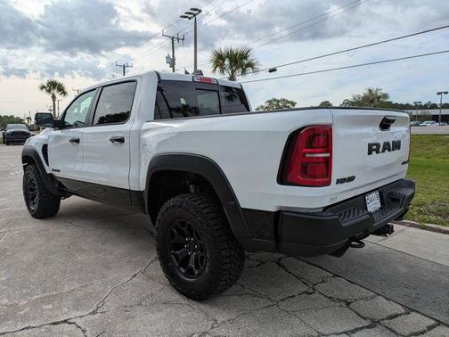 Bright White Clearcoat 2026 RAM 1500 RHO