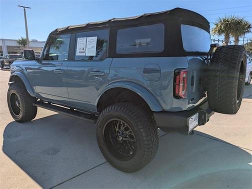 2022 Ford Bronco Outer Banks