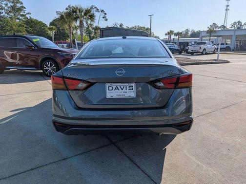 Gun Metallic 2024 Nissan Altima 2.5 SV