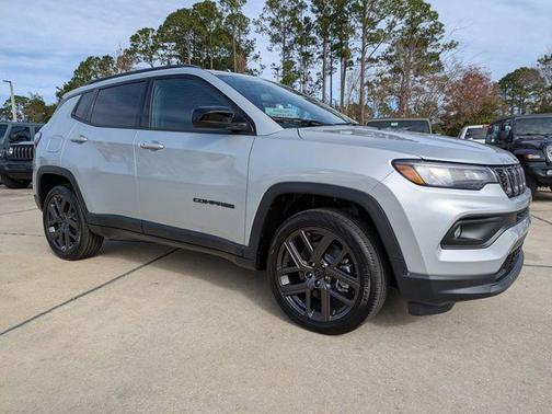Silver Zynith 2026 Jeep Compass Latitude