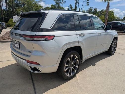 2025 Jeep Grand Cherokee Overland