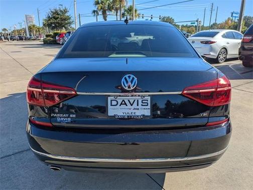 2018 Volkswagen Passat 2.0T SE