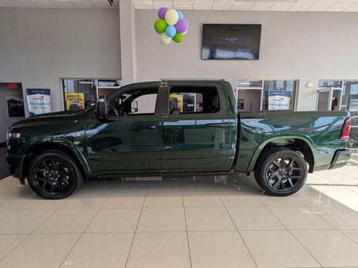 Serrano Red 2026 RAM 1500 RHO