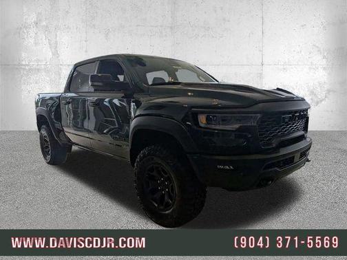 Serrano Red 2026 RAM 1500 RHO