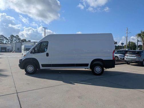 Bright White Clearcoat 2025 RAM ProMaster 2500 High Roof