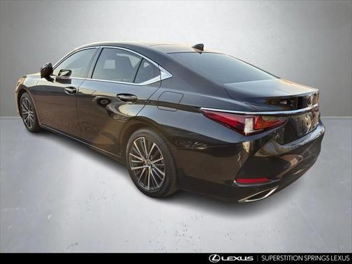 2022 Lexus ES 350 Base